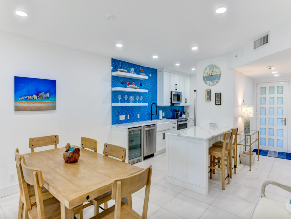 Luxury Vacation Condo in Longboat Key Sleeps 4 Guests